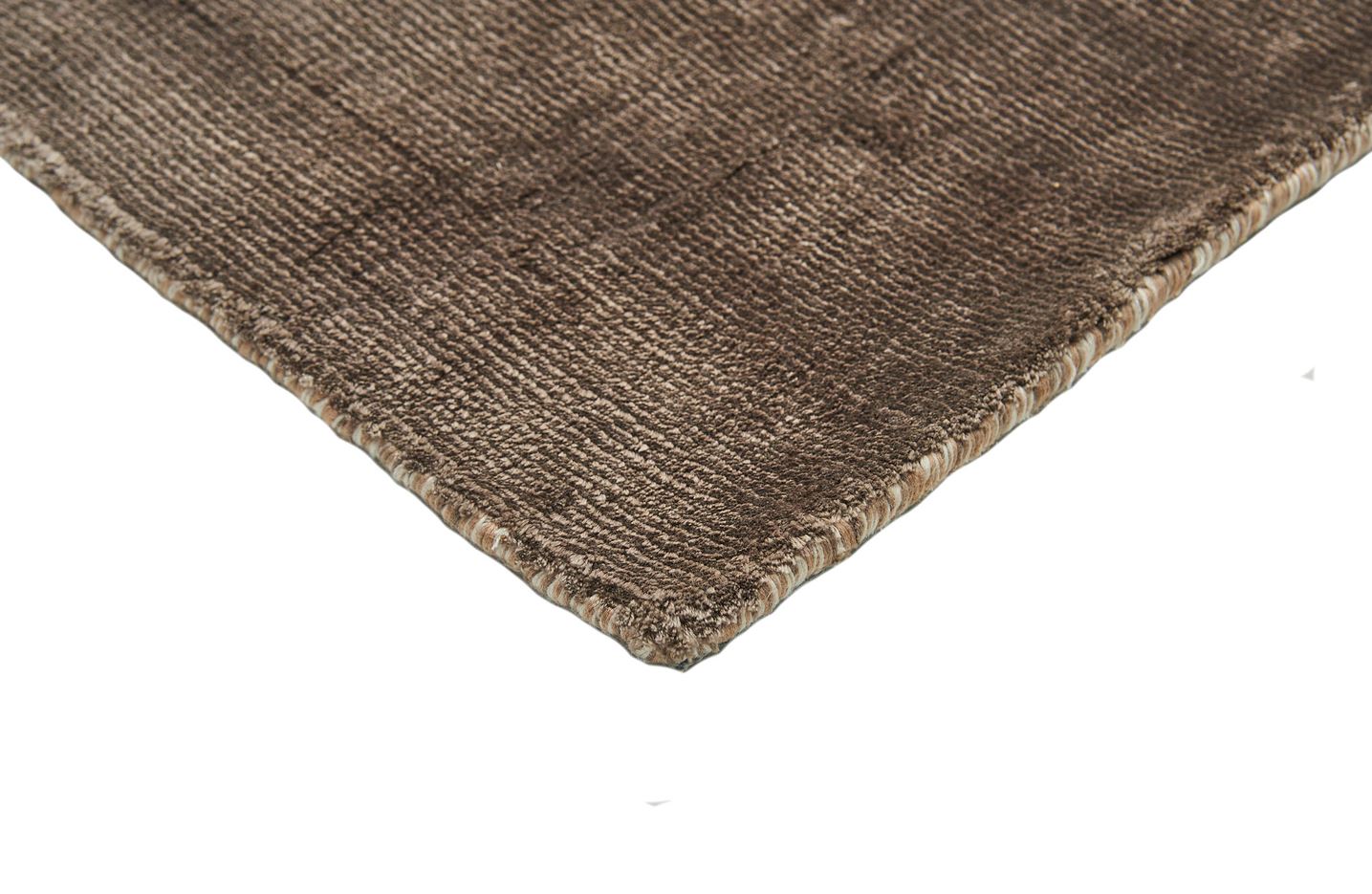 CARPET DECOR SUNSET TAUPE BadlyBitten