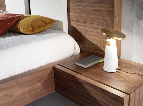 Designer Tischlampe aus weißem Calacatta-Marmor mit goldenem Stahl und Dimmer